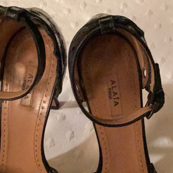 Alaina Paris black laser cut stiletto heels ankle straps leather sandals #37/7 M - Picture 3 of 11